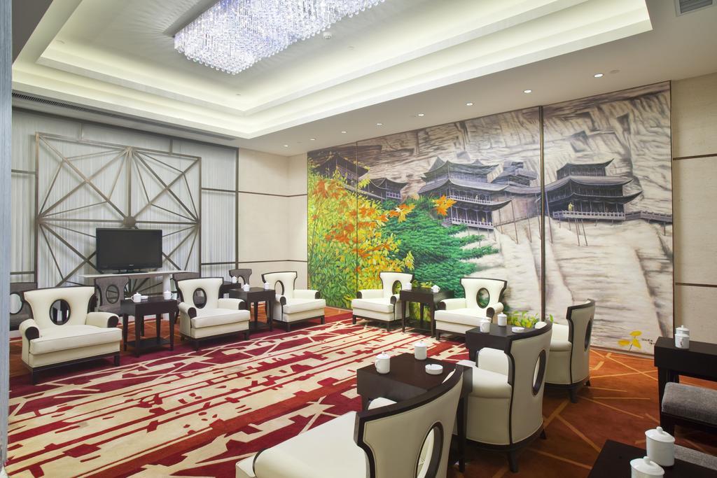 Datong Grand Hotel Интерьер фото